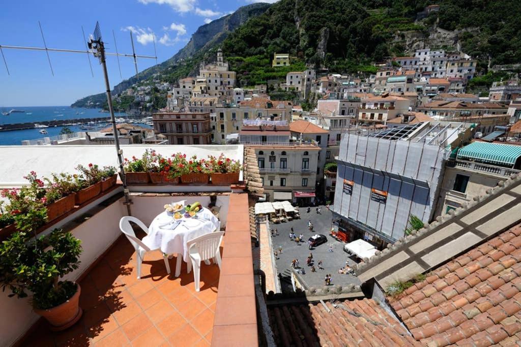 Mamma Rosanna - Apartment In Amalfi With Terrace Exterior photo